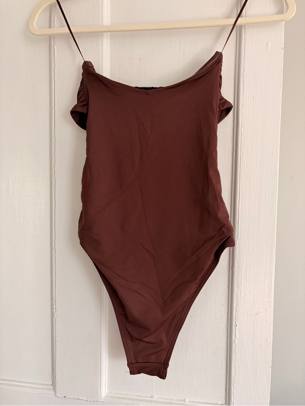 ZARA Chocolate Brown Bodysuit with Gold Disc - Picture 3 of 3